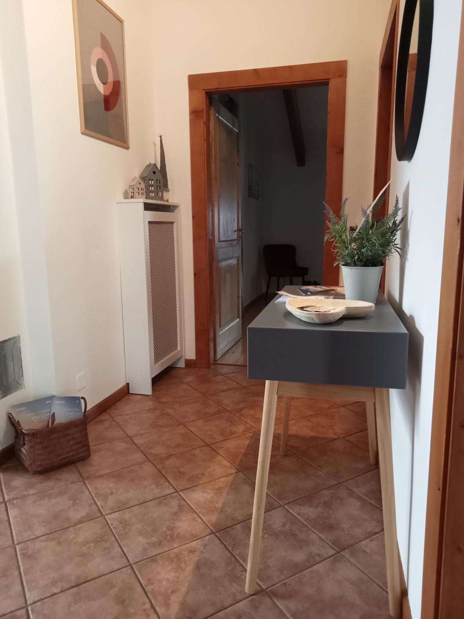 Apartamento La Casa Di Athos Tenna Exterior foto